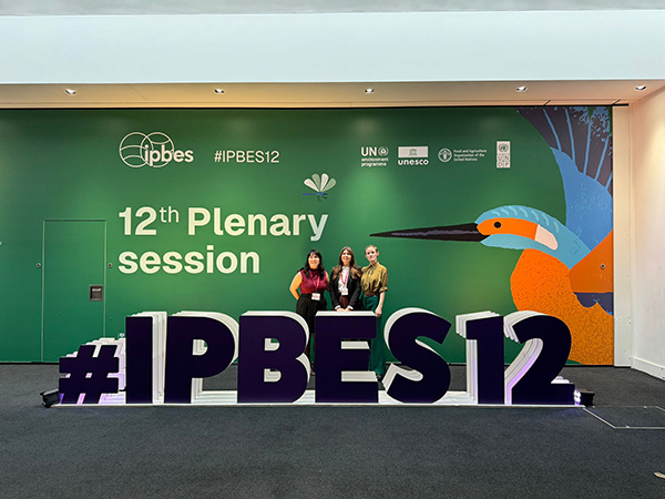 Part of the JNCC delegation team © Hayley-Bo Dorrian-Bak, JNCC